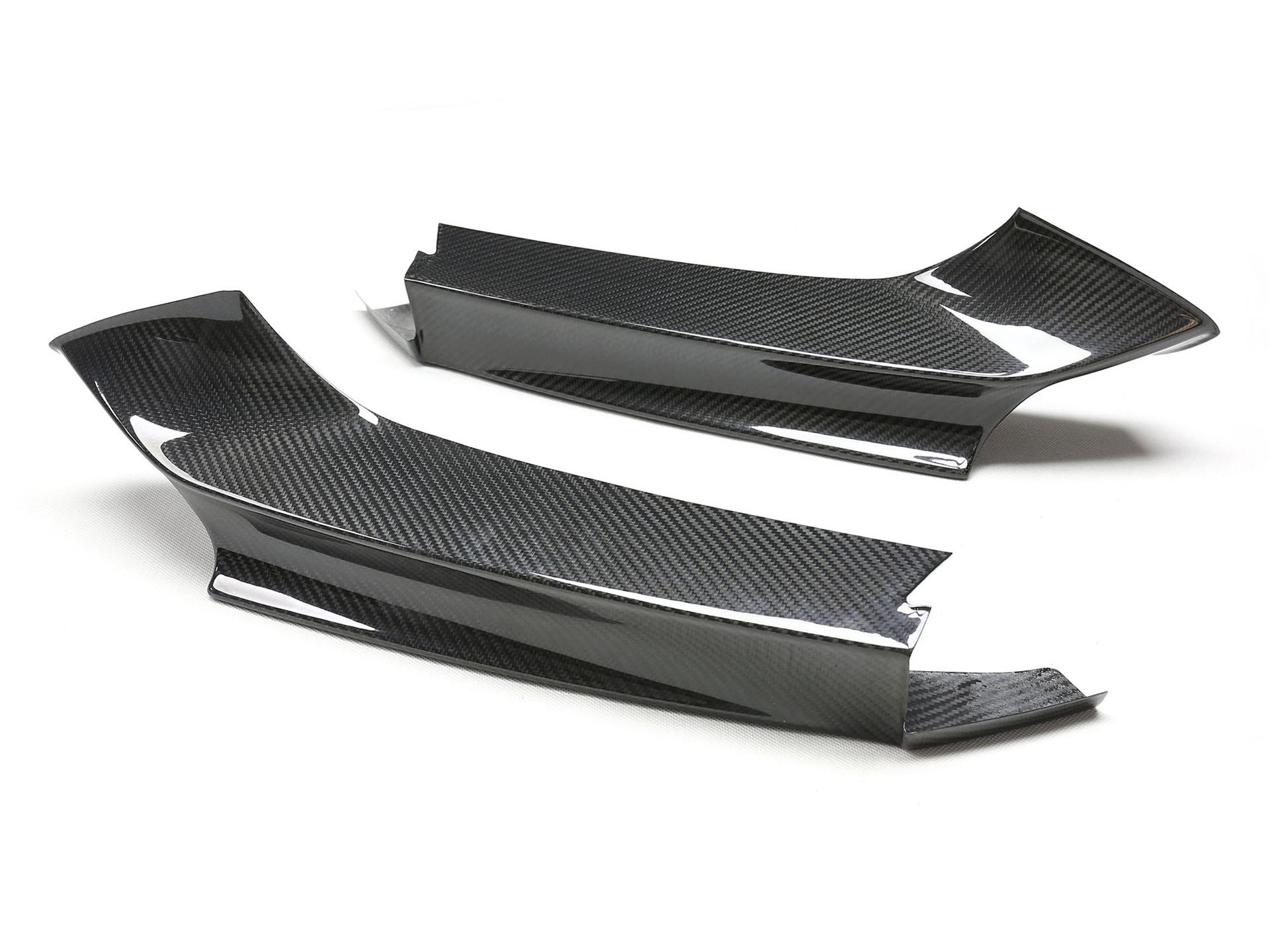 

BMW E90/E92 M3 Dry Carbon Fiber Front Bumper Chin Decor.