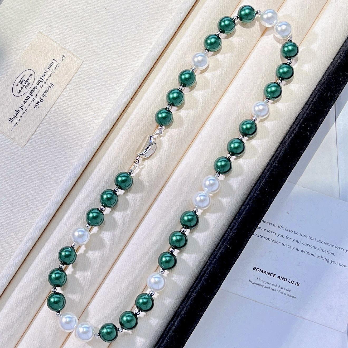 10Mm Autumn And Winter Highlight Green Tahitian Artificial Crystal Pearl Necklace Clavicle Chain