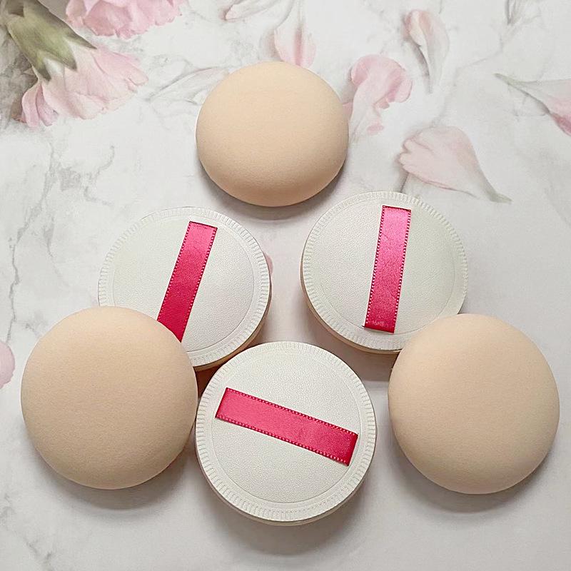 Thick Cotton Candy Air Cushion Powder Puff: Dual-Use Foundation, Concealer, and Makeup Powder for Smooth Application.