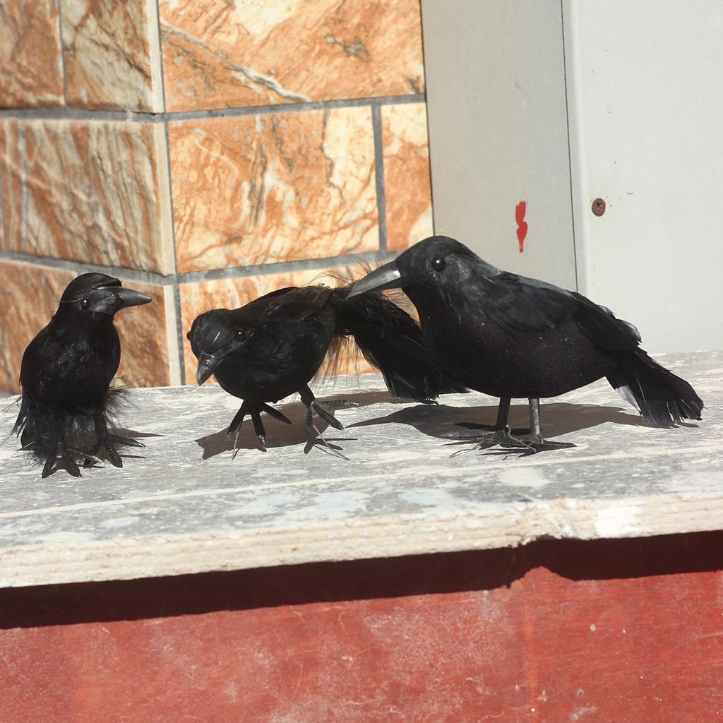 3PCS Halloween Crow Ornaments Handmade Crow Props Outdoor Scary Artificial Black Feathered Brid Ornaments for Yard Garden Party Bar Creepy Decoration