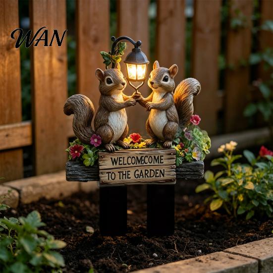 Easy Install Garden Stake Two Squirrels Decorative Stake, Welcome to The Acrylic Yard Outdoor Ornament Art, Street Lamp Squirrel Sign for Lawn Pathway