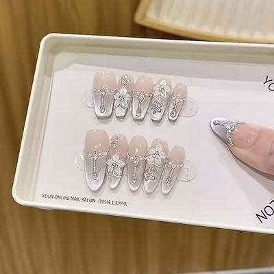 Umělé nehty – Nehtové tipy, umělé nehty