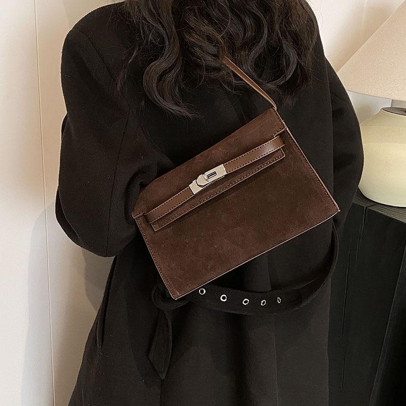 2025 new large-capacity one-shoulder underarm bag female senmeng matte versatile temperament messenger retro women's bag