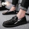 Summer breathable business casual shoes soft sole leather surface lazy single shoes versatile non-slip men's shoes 2025 men's loafers