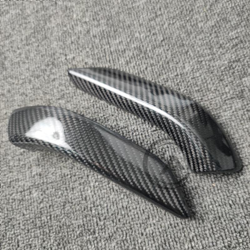 For Triumph STREET TRIPLE 765 RS 2017-2024 Carbon fiber Rear Rocker Arm Protective Shell Decoration Protective Cover