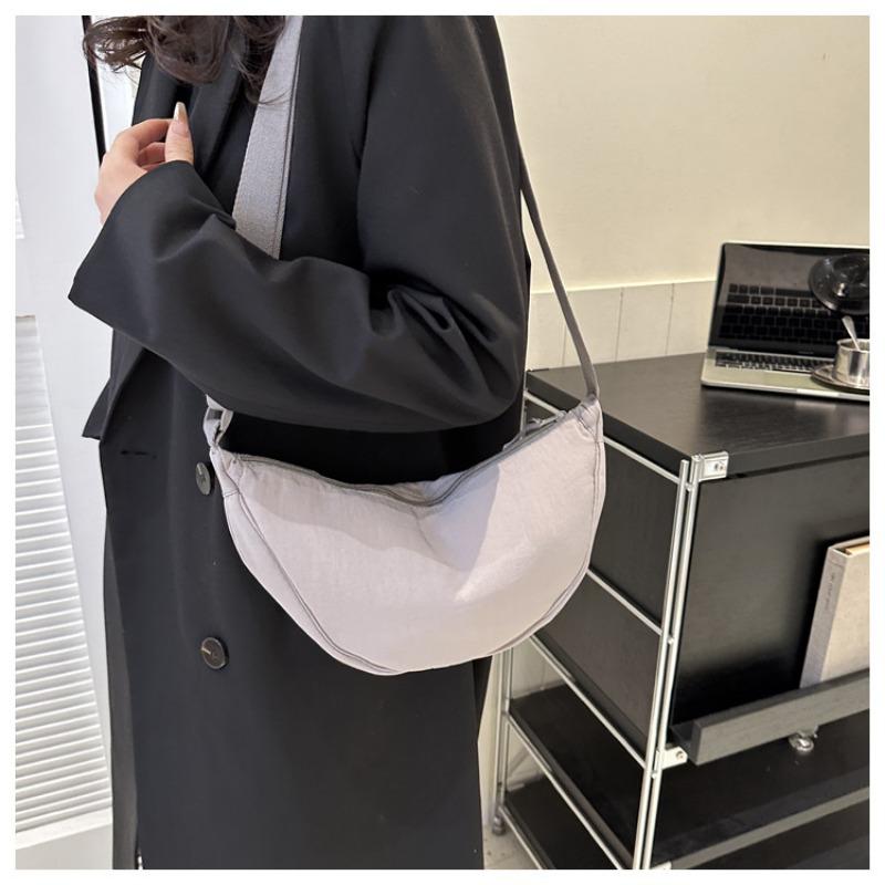 Dumpling Bag Women's Bag Oblique Span Bag New Shoulder Bag Simple Bag Nylon Cloth