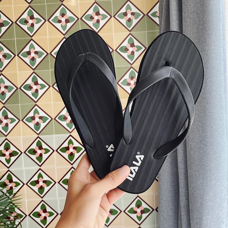 

2024 new flip-flops men s tide summer outdoor sandals slippers men s casual PVC beach slippers 45 чорний