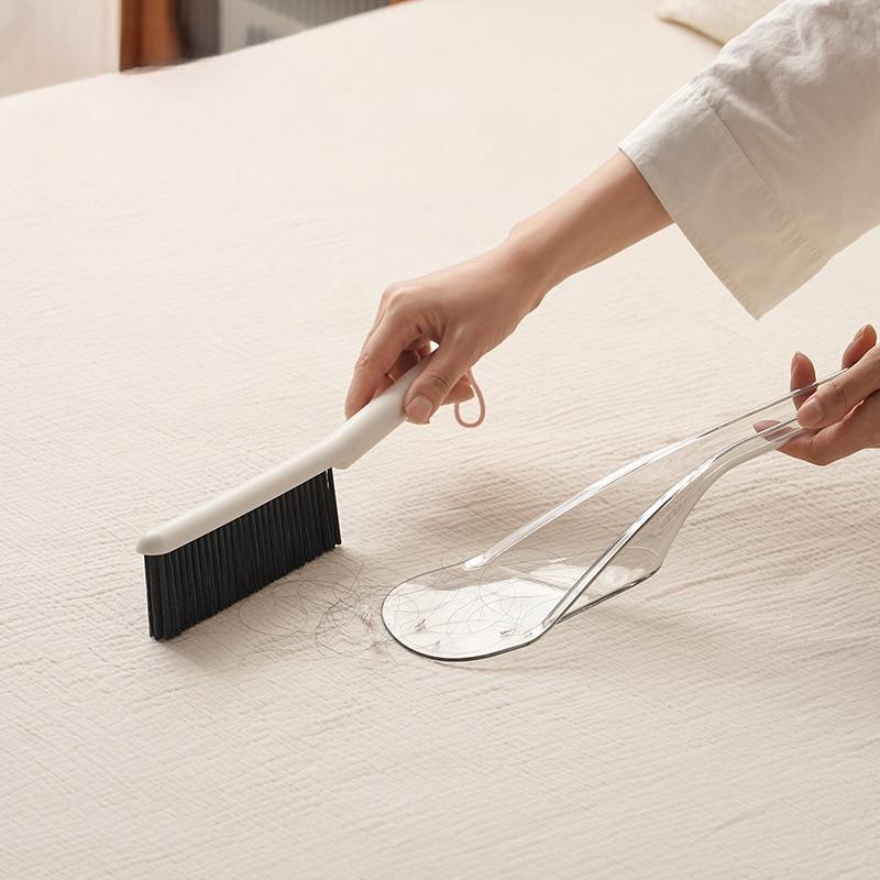 1pcs Mattress Lifter Tool Home Bed Gap Organizer with Bed Brush Labor-Saving Mattress Elevator Fixer for Spread The Sheets