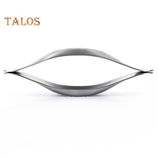 Garlic Masher Stainless Steel Garlic Press Mincer Dishwasher Safe Manual Curved Garlic Crusher Chopper Tool for Kitchen