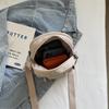 Crossbody Bag Women's Lightweight Shoulder Bag Outdoor Commuter Mobile Phone Bag