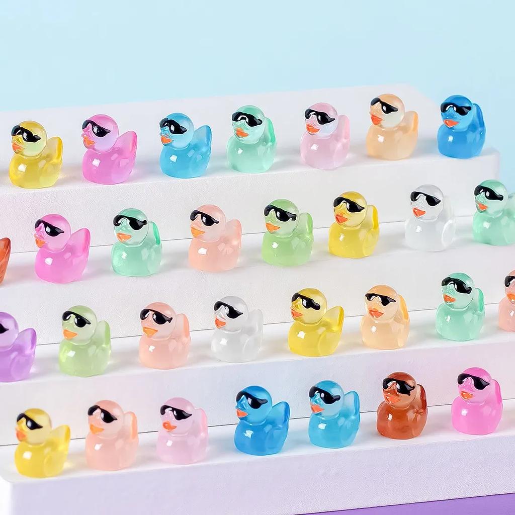 200/100 Luminous Mini Glitter Ducks With Glasses Miniatures Duck Micro Landscape Diy Accessories Mini Ducks Home Diy Craft Decor