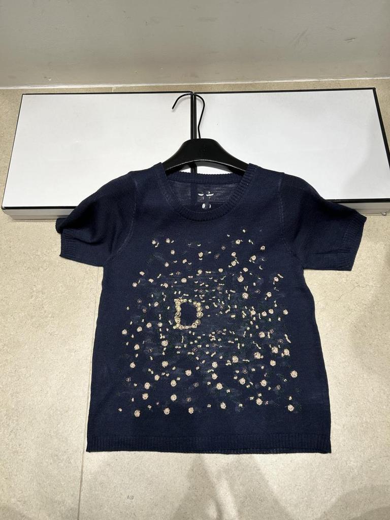 Embroidered Floral Knit Round Neck Short Sleeve Light Luxury Casual Top
