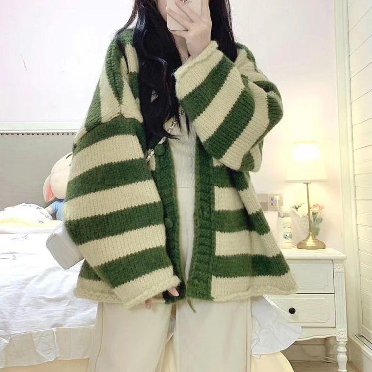 

Весенне-осенний преппи стиль, милый полосатый кардиган с V-образным вырезом, вязаный свитер: Тренч свободного кроя в корейском стиле для студенток One Size