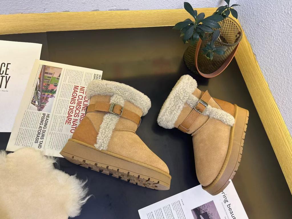 Leather Platform Lamb Wool Snow Boots Women's Winter New Thickened Northeastern Large Cotton Shoes Non-slip Martin Boots
