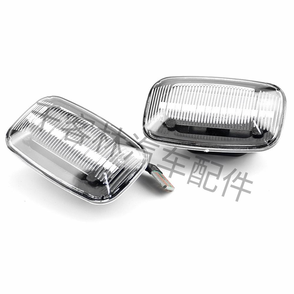 Toyota Land Cruiser 70/80/100 Series LED Fender Turn Signal Light