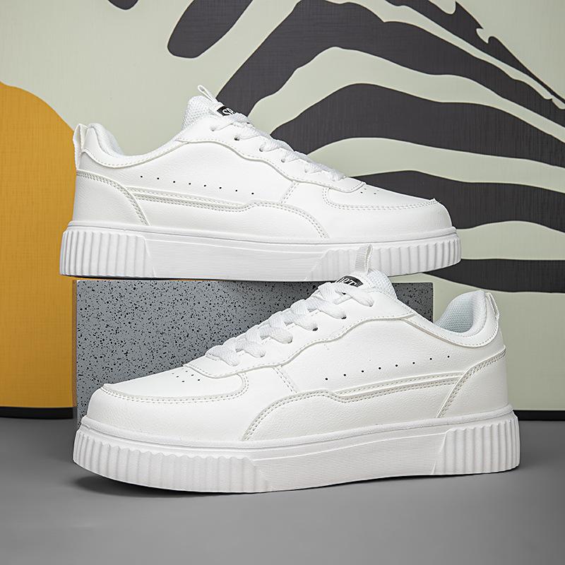 New Couple Board Shoes Breathable Student Casual Sports Shoes Thick Baseplate Shoes