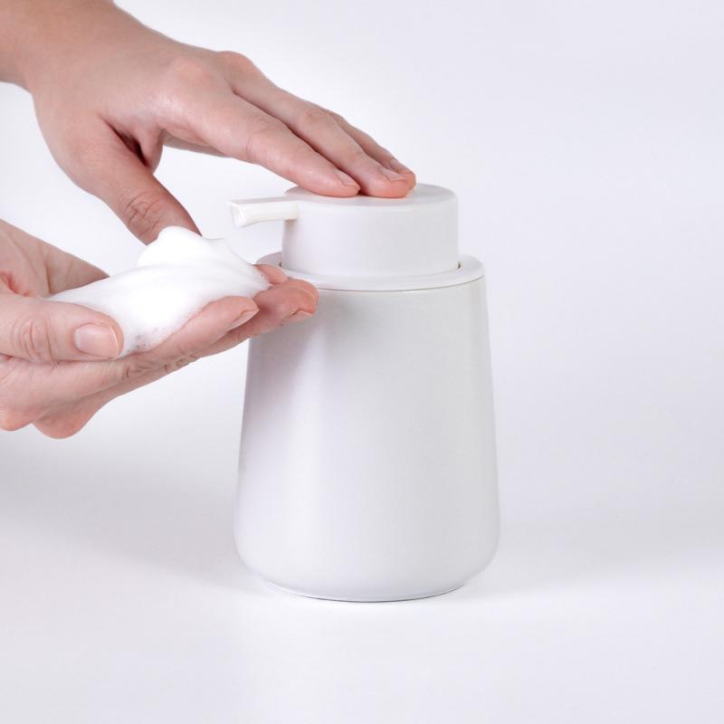 Modern ceramic bottling bottle bathroom accessories Press hand sanitizer bottle Bathroom lotion bottle Portable Soap Dispensers
