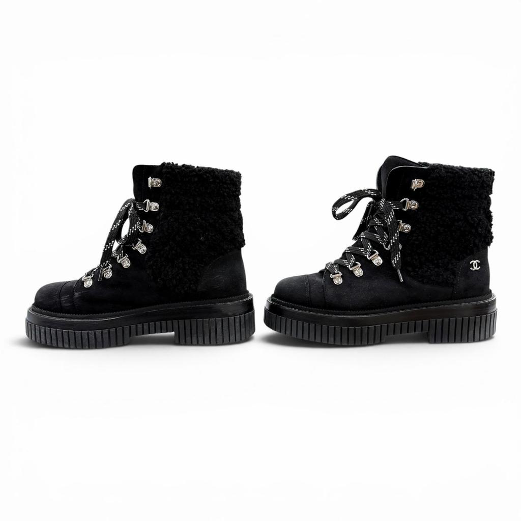 Great CHANEL Short Boots Coconeige Black Suede Leather Women 36 G37813 Used