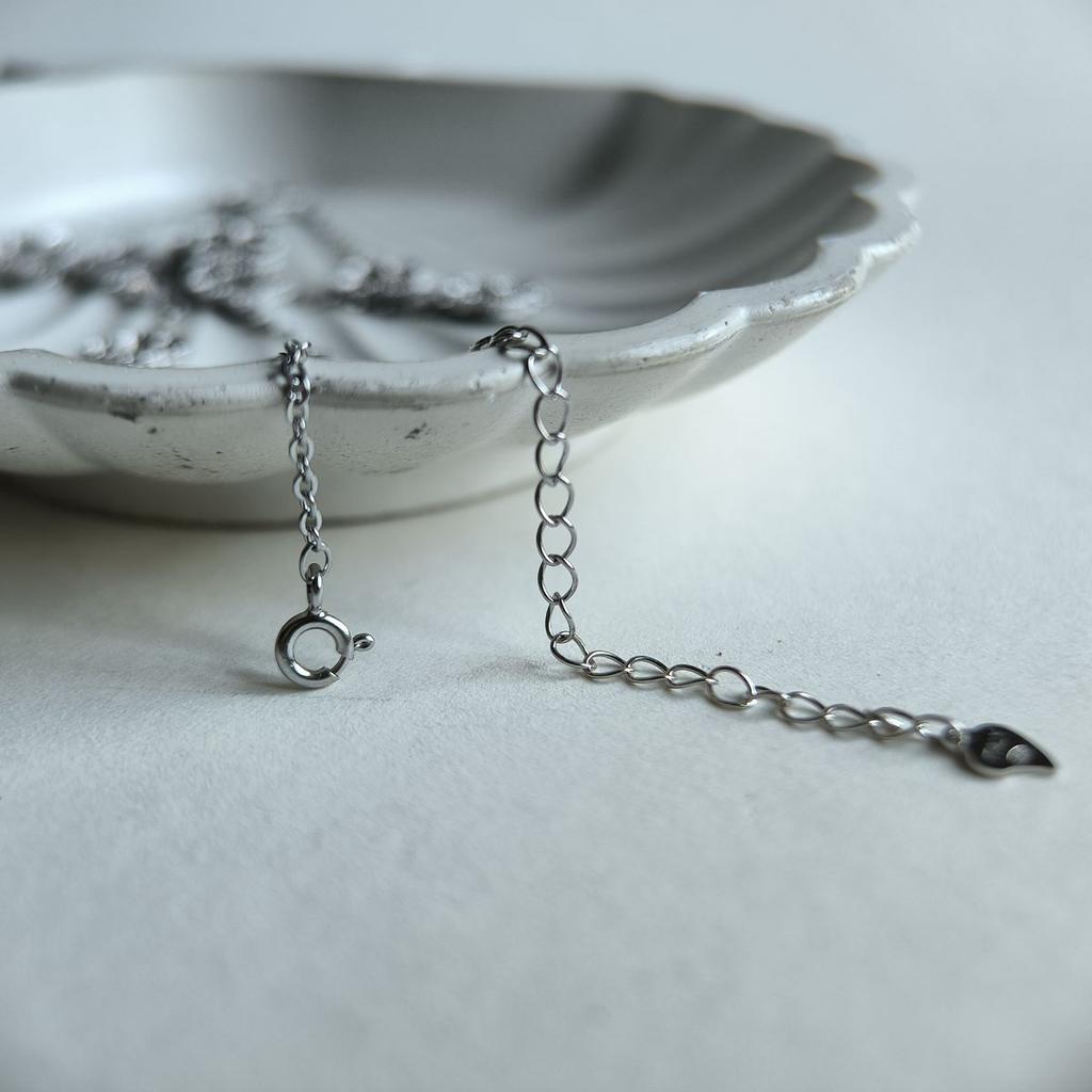 Серебряное колье с без камней, вес изделия 6,58 гр (2190646)