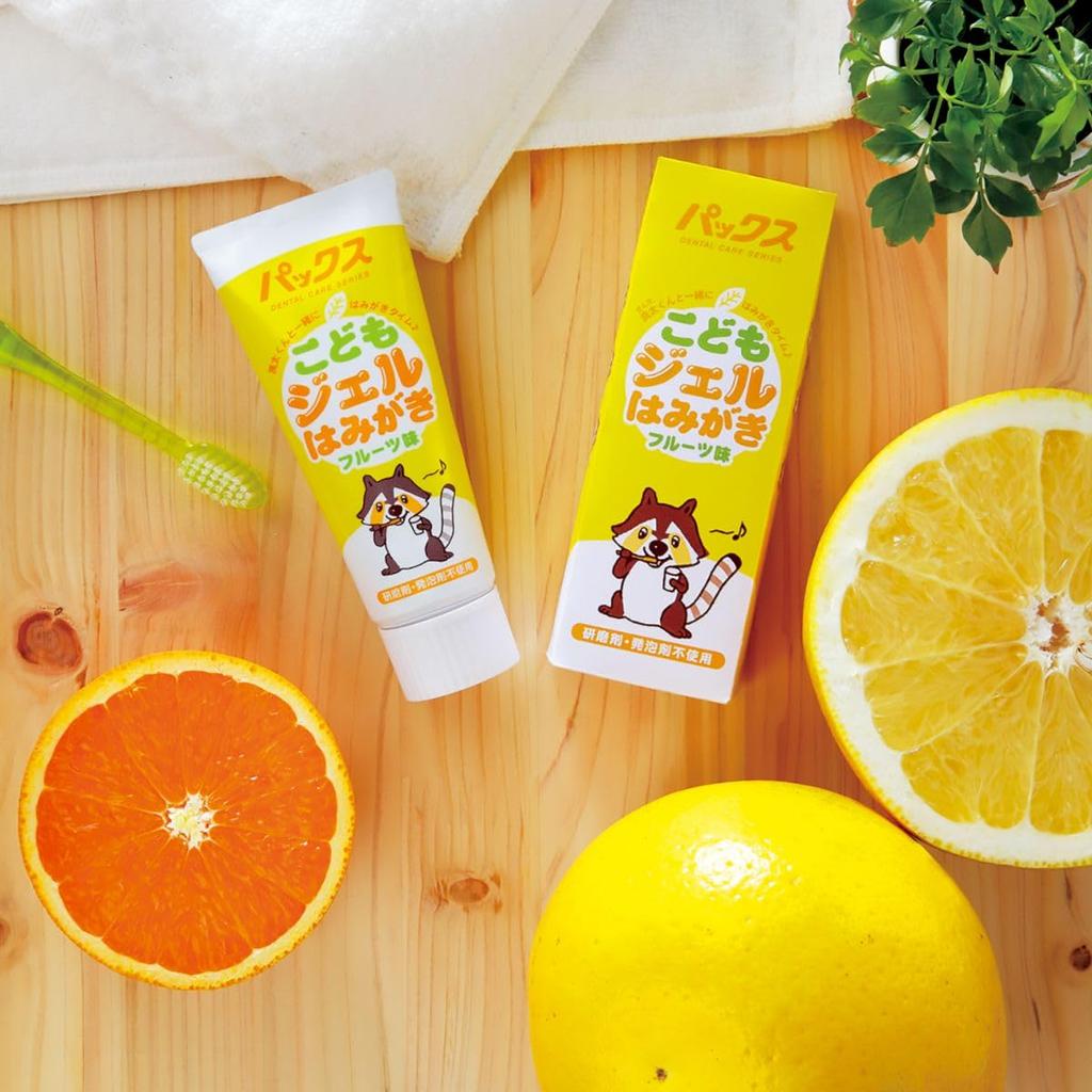 your teeth with Gel Fruit Made in Dental 50g of [Brush Senta-kun!] Kids' Toothpaste, Flavor, Japan, Abrasive-Free, Xylitol-Based, Care, Brushing,