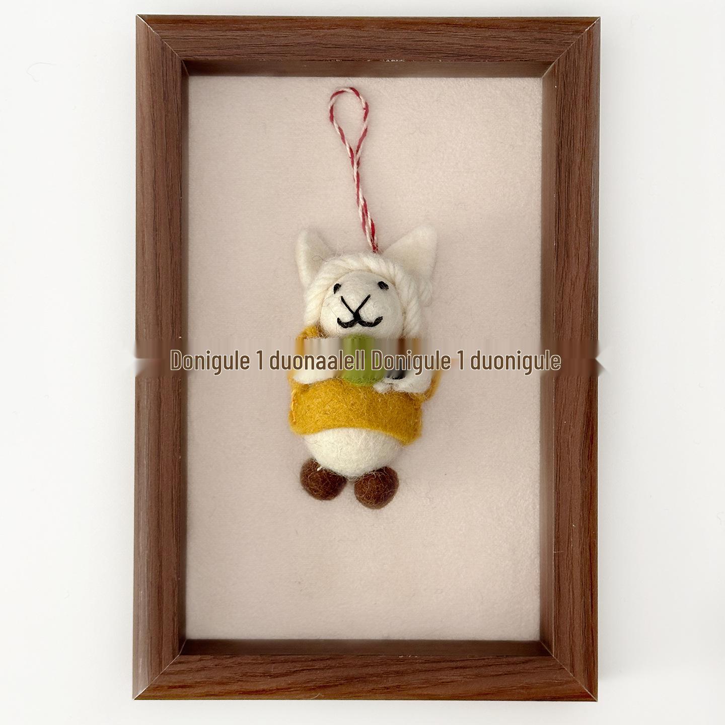 Непальская ручная работа из шерстяного войлока, украшение-ягненок с брелоком-теннисным мячом 9cm Original Quality