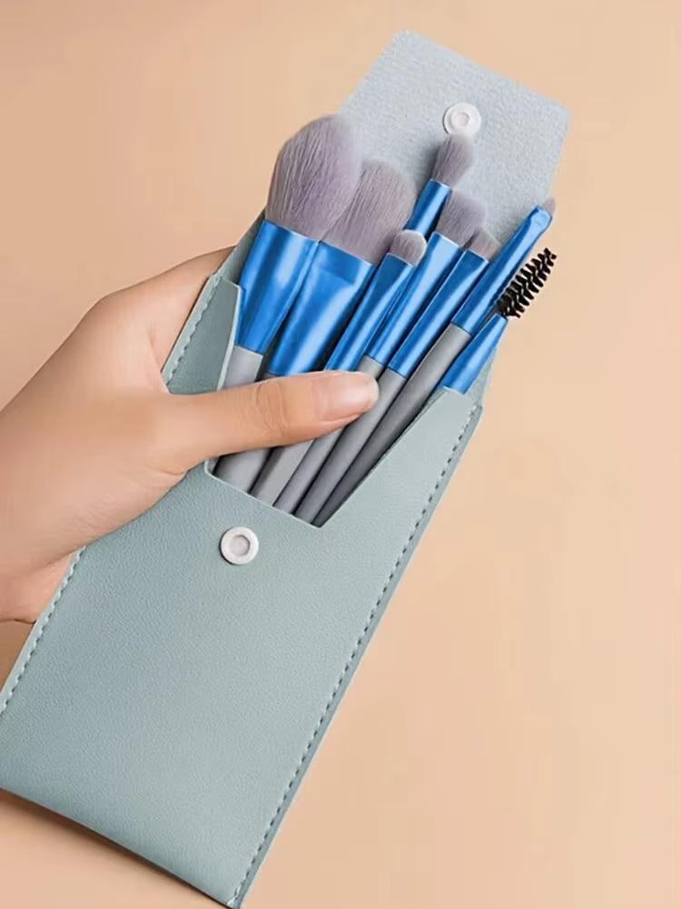 

8PCS Skin Friendly Soft Bristled Makeup Brush Set with Bag Eyeshadow Blending Brush Foundation Brush Full Set of Beauty Tools синий