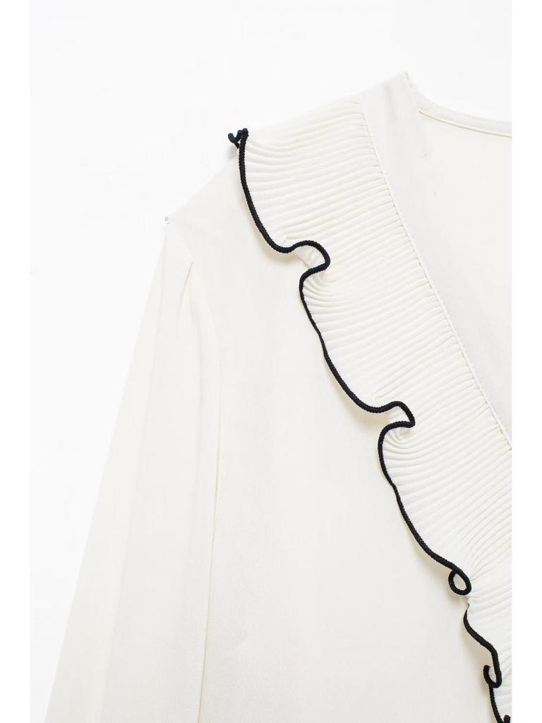 Autumn New Arrival: Women's Long Sleeve V-Neck Shirt with Pleated Layered Decor