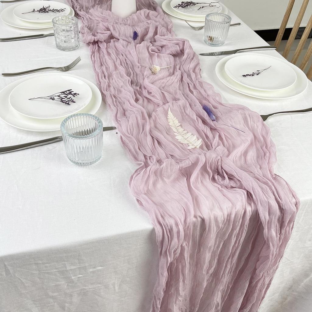 Rynkad tygbordslöpare för födelsedagsfester och bröllop - Voile Twist-dekoration