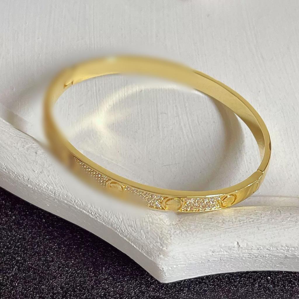 2026 Rope Knot Bracelet Women's Snap-on Full Diamond Kink Bracelet Copper Plated 18K Light Luxury Temperament High-end Hand Jewelry