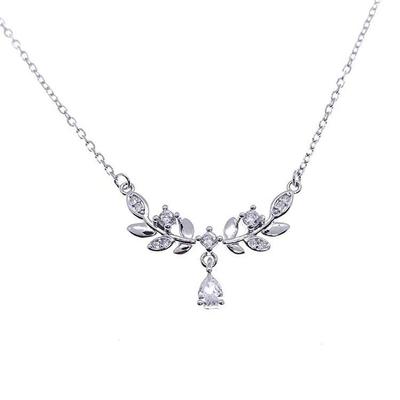 Lorbeerkranz Halskette Damen Leichter Luxus Nische Design Sinn Blume Edelstahl Schlüsselbeinkette