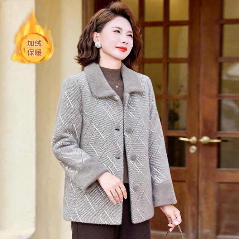 

Winter mid-autumn, winter, autumn and winter tops, woolen coats, new women s mink clothes 5XL [Recommended 150-80 kg] светло-коричневого