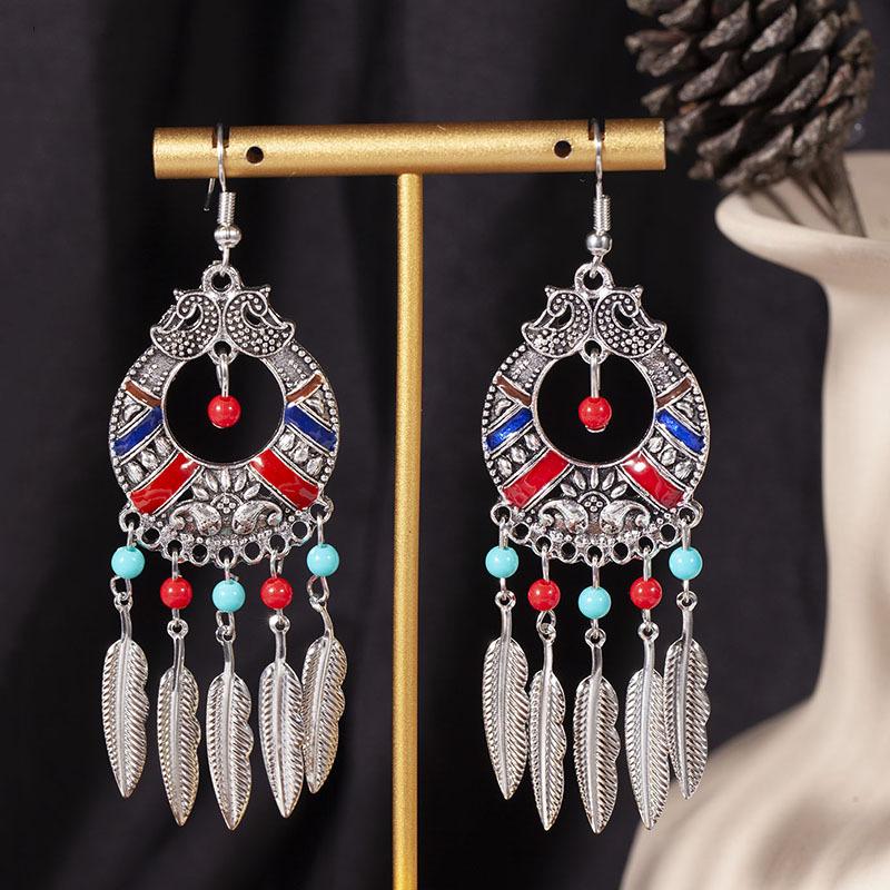 European, American and Bohemian Hollow Bead Fringed Earrings, High-end Retro Ethnic Style Earrings, Fashionable Long Earrings.