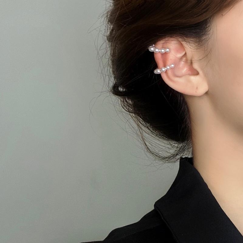 Korean Pearl Ear Cuff Clip Earrings Non-Piercing Bone C-shaped Without Puncture Minimalist Earrings for Women Fashion Jewelry