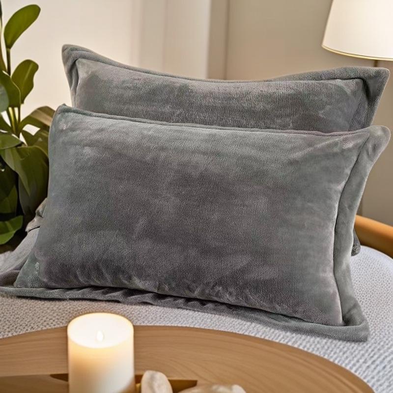 Fleece-Lined Milk Velvet Single Pillowcase, Solid Color, 48x74 cm