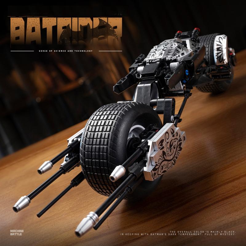 Bat Motorcycle MOC Building Blocks Vehicle Sets Dark Motorbike Knight Birthday Gifts Adult Ornaments Bricks Assembly Toys 497pcs