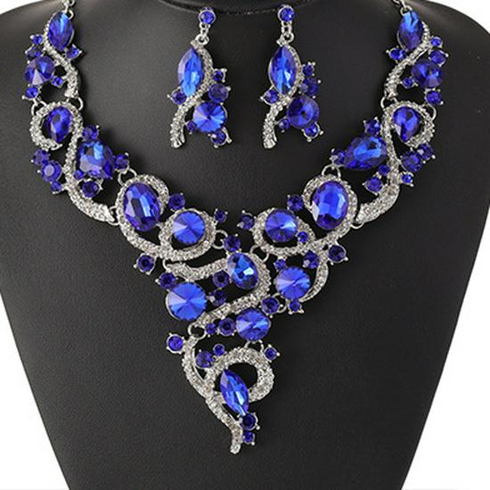Retro Modeschmuck Set: Elegantes Halsketten-, Ohrring- und Armband-Set für Abendkleider