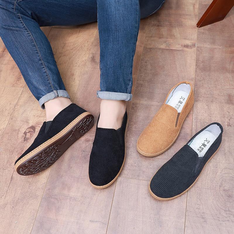 Old Beijing Cloth Shoes Men's Breathable and Lightweight Corduroy Middle-aged and Elderly Shoes Chinese Style Retro Non-slip One-pedal Dad Shoes