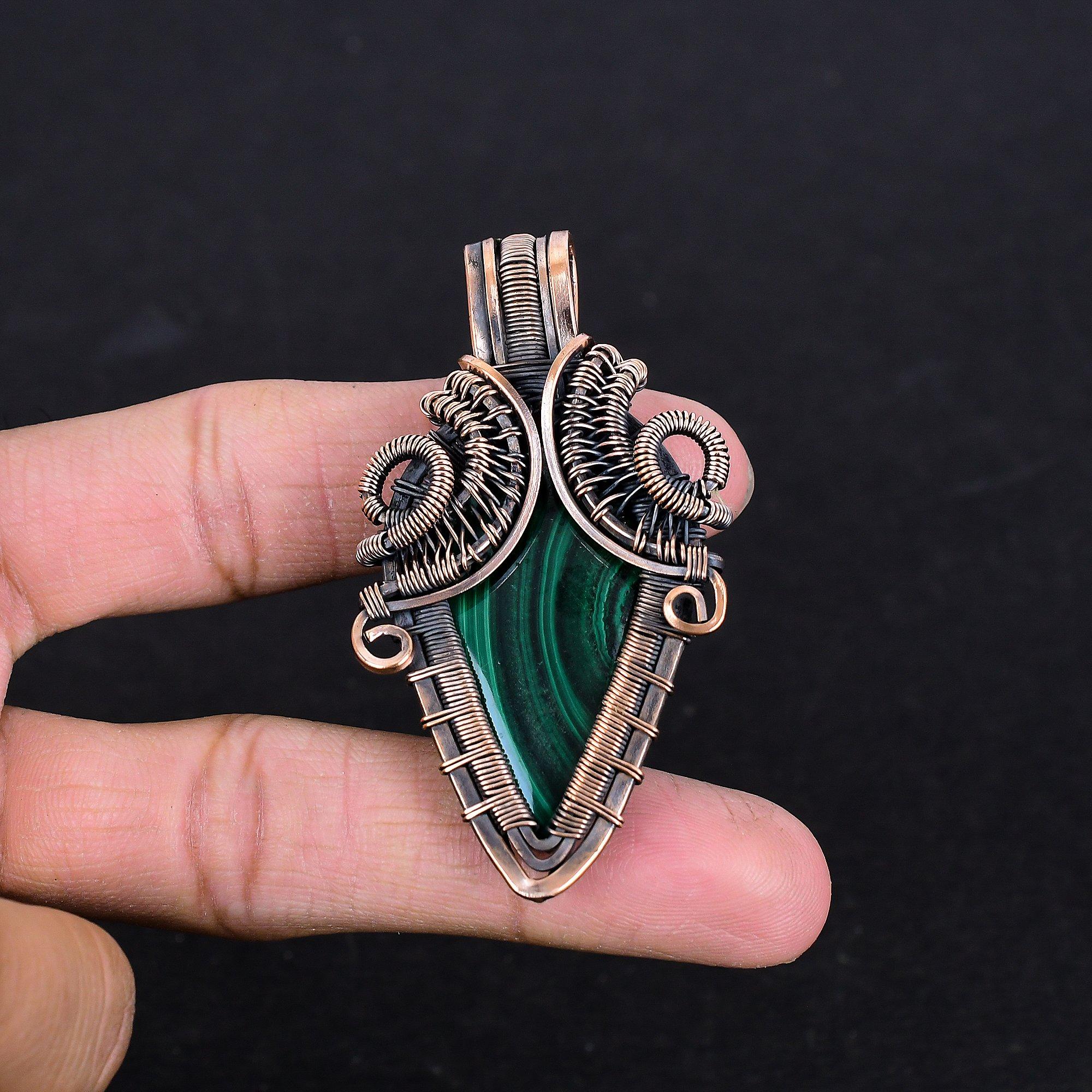 

Подвеска из малахита, серебряная подвеска 925 пробы. Подарок для женщин, подвеска ручной работы, ювелирные изделия из драгоценных камней 2.55 Inches