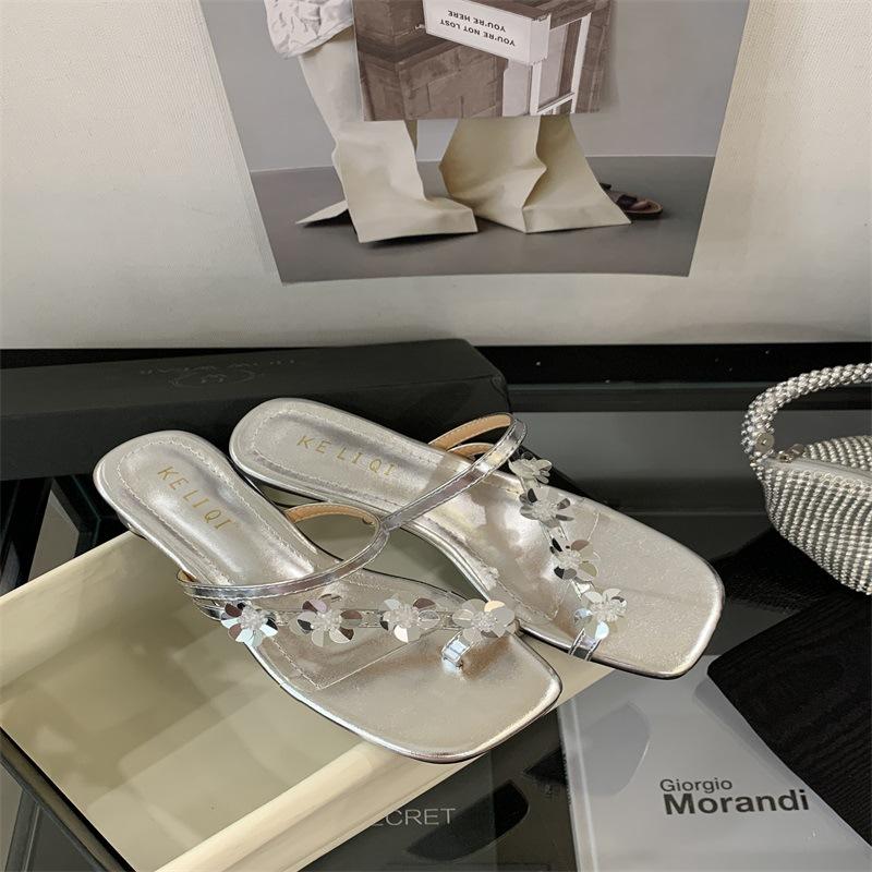 Spring and Autumn 2025 New Fashion Versatile Temperament Square Head Sequins Flower Set Toes Thick Heel Sandals Female Summer