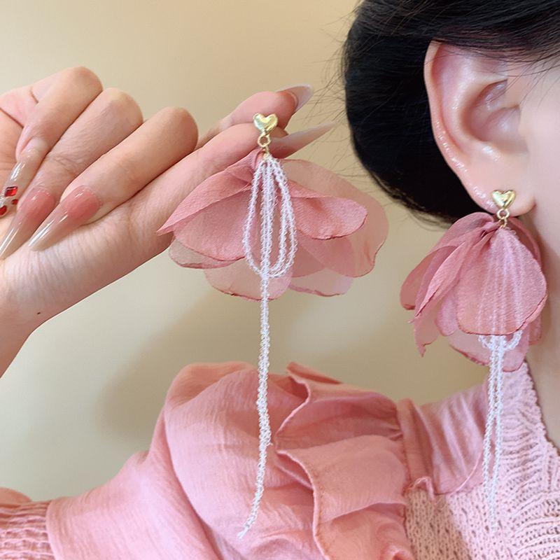 

Seaside Holiday Style Flower Tassel Earrings Women Atmosphere Fairy Beaded Earrings 2025 New High-Grade Earrings Pink