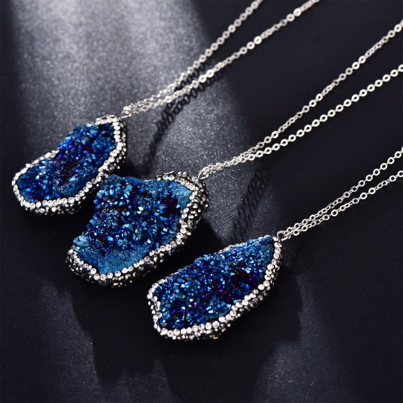 Uregelmessig Crystal Stone Ornamenter UV Crystal Epoxy Mold Halskjede Øredobber Mold