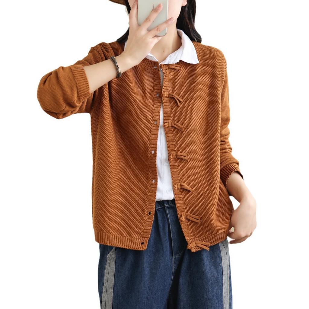 2025 early autumn new national style buckle simple knitted cardigan women's solid color round neck long sleeve retro casual sweater