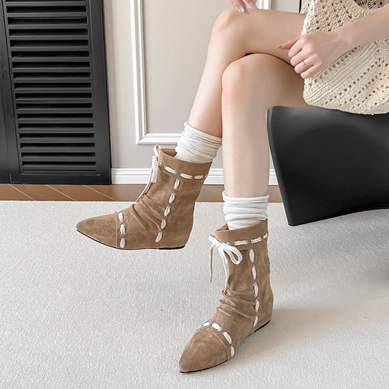 

Pleated pointed Chelsea boots flat straps 2025 autumn and winter new retro niche Maillard western cowboy boots 40