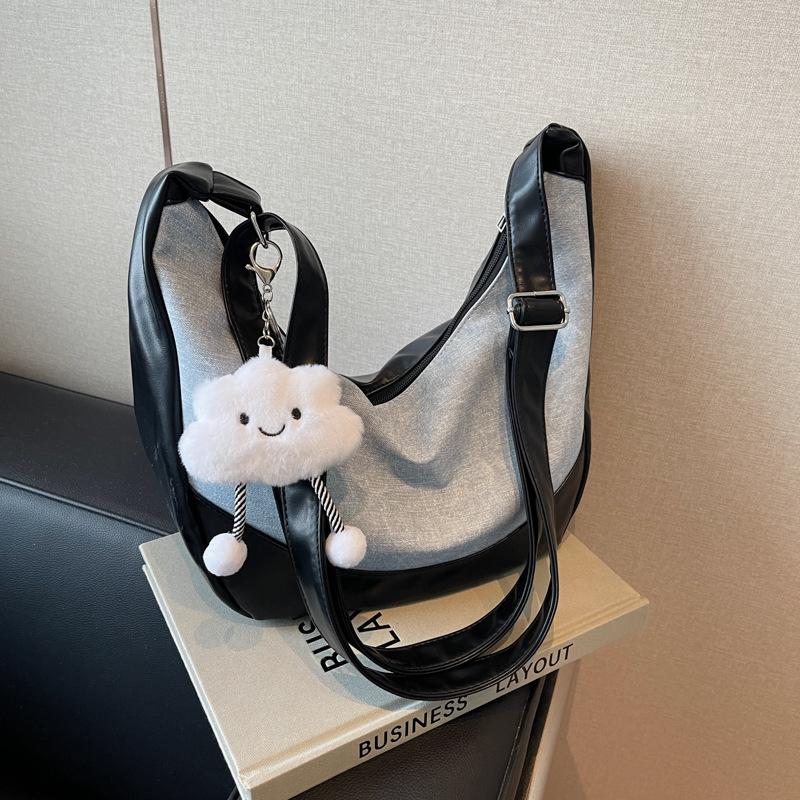 

Super fire niche denim splicing bag women s 2024 new casual versatile messenger bag one shoulder underarm dumpling bag чорний