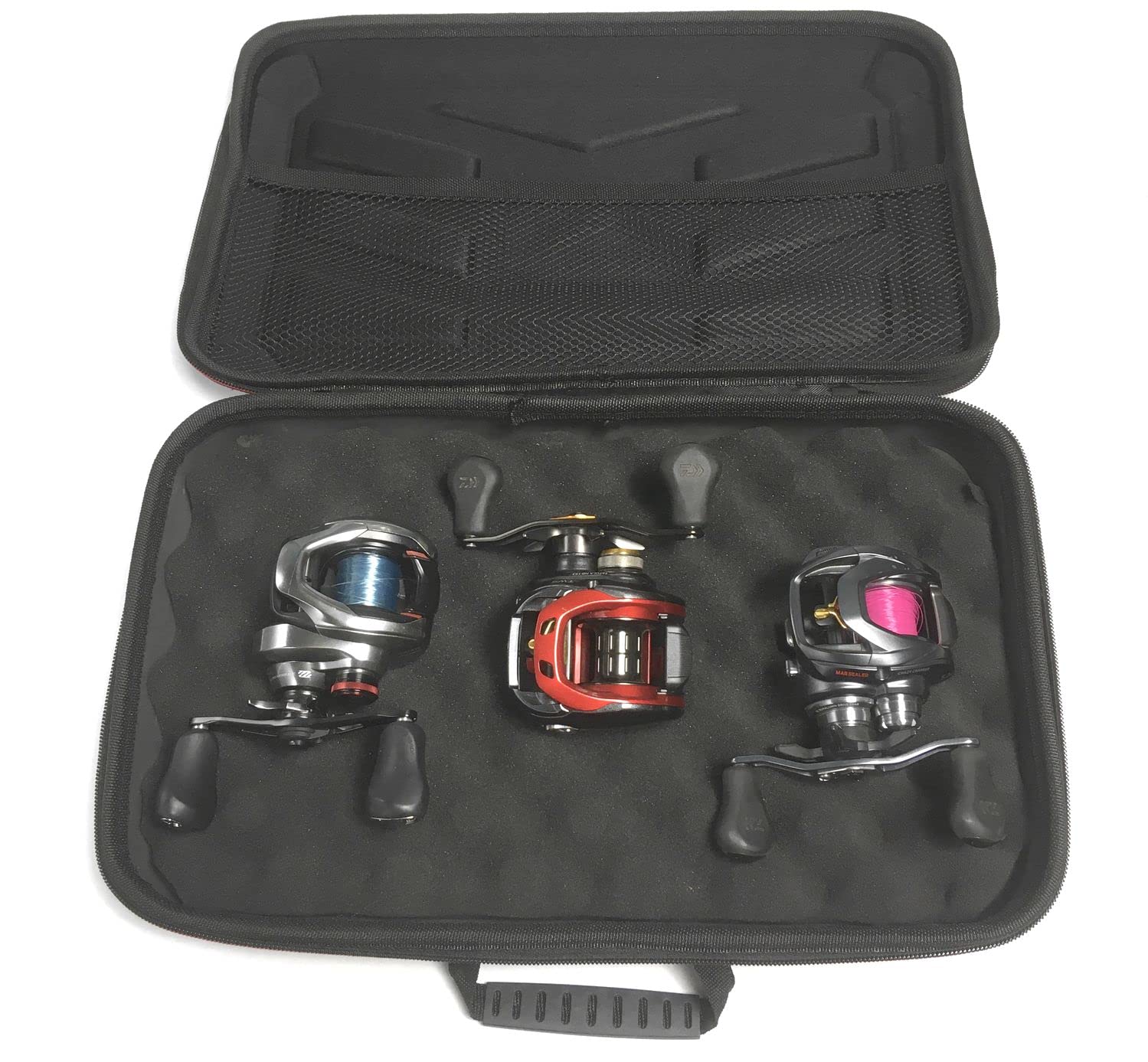 

EVA semi-hard baitcasting reel case. Convenient for storing and transporting baitcasting reels such as Abu Garcia, Daiwa, and Shimano.