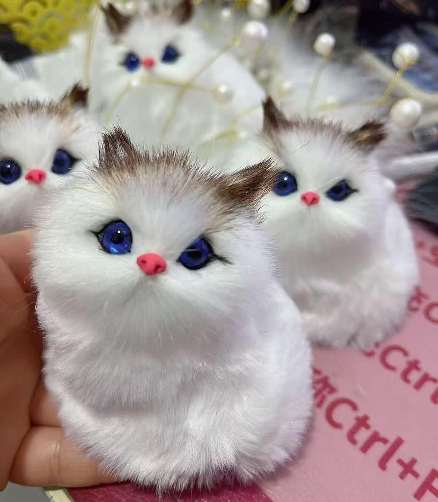 3D Kitten Family Figurine: Children's Cognitive Toy & Cat Companion Birthday Gift