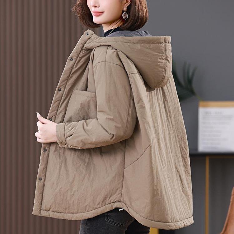 

Зимнее женское хлопковое пальто 2024 года средней длины свободного кроя большого размера, повседневная теплая куртка для мам среднего возраста XXL (Recommended 145-160 jin) хаки