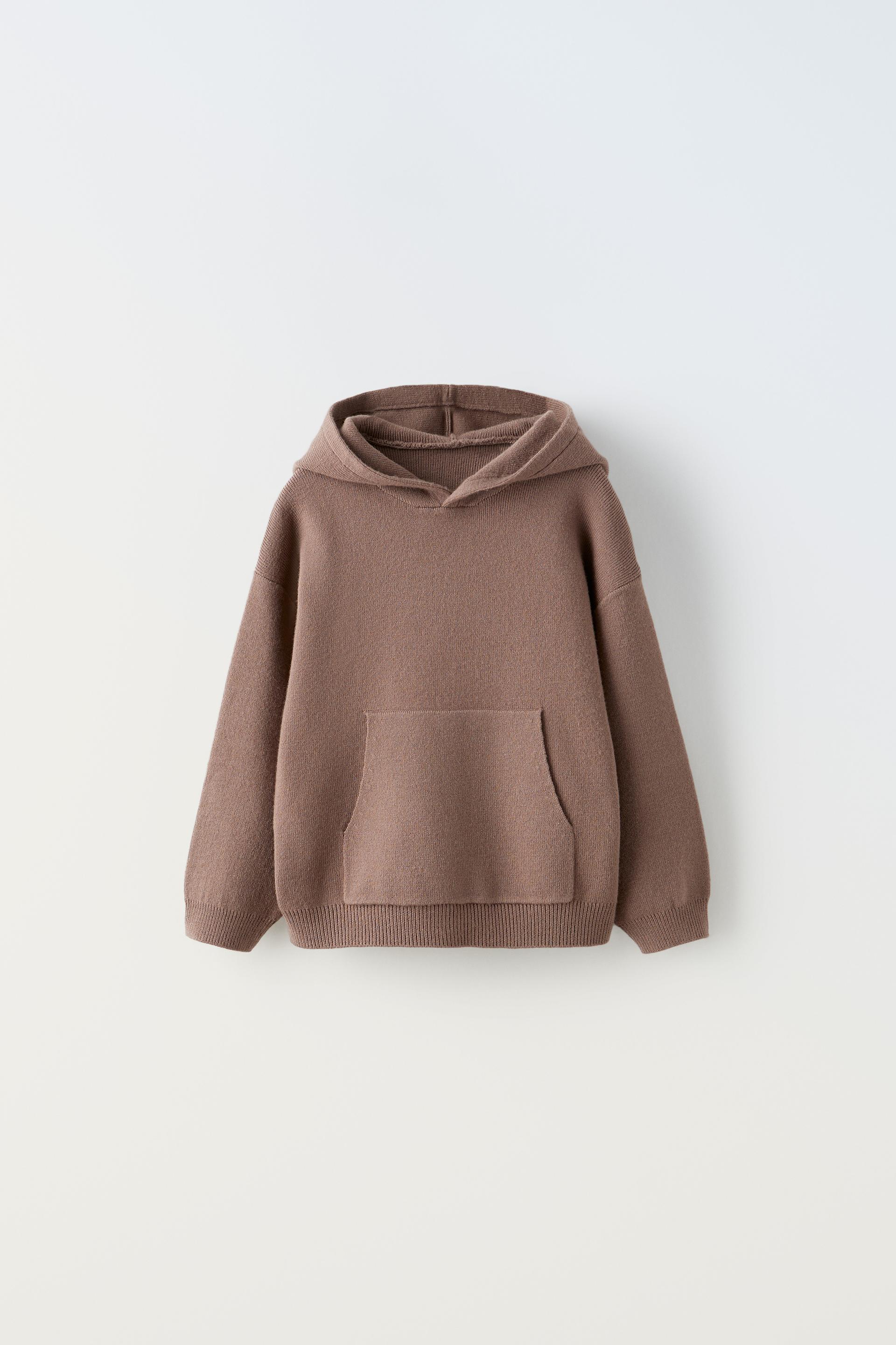 

ТРИКОТАЖНЫЙ СВИТЕР С КАПЮШОНОМ