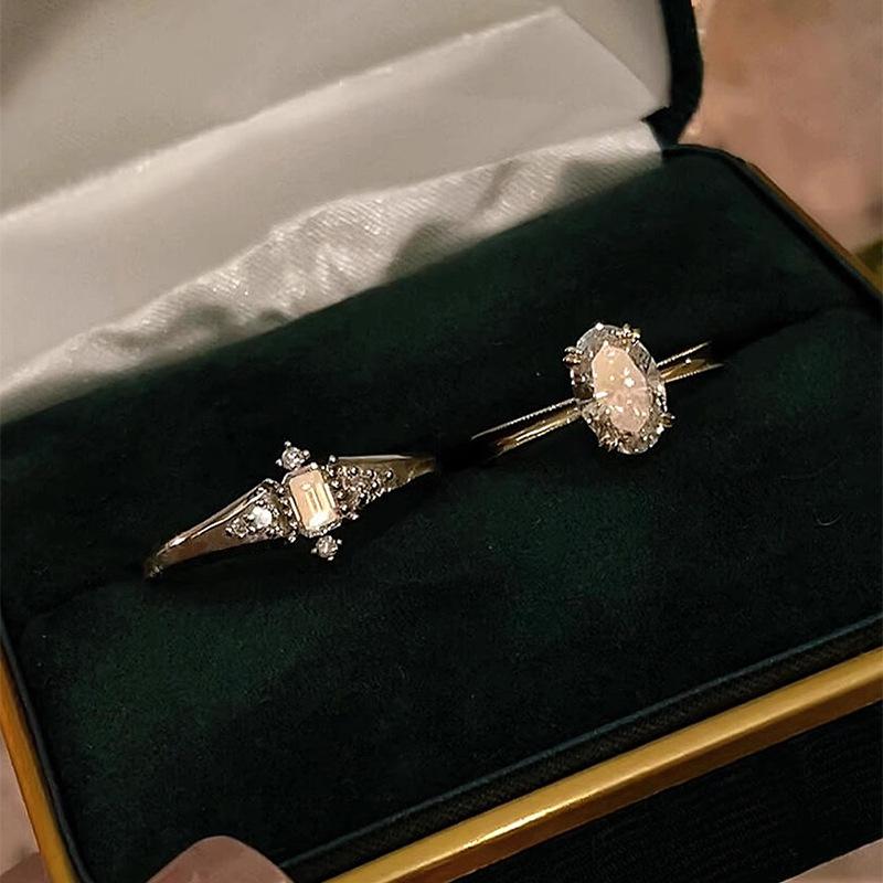 Fresh and simple carving fresh oval sparkling diamond opal rings for women high-end and retro ring party fine gift