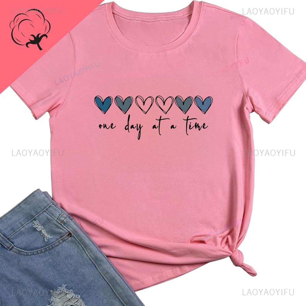 Casual printed Tshirt Day by Day heartshaped design shortsleeved roundneck top Unisexs and woUnisexs pure cotton tshirt